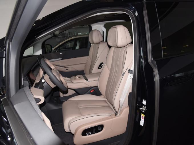 Zastosowana Inteligentna Technologia Dorośli Osobowi 5 Drzwi 7 Siedzeń Xpeng X9 MPV 650Km EV Auto 2