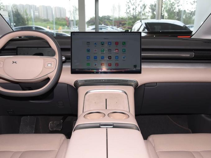 Zastosowana Inteligentna Technologia Dorośli Osobowi 5 Drzwi 7 Siedzeń Xpeng X9 MPV 650Km EV Auto 1