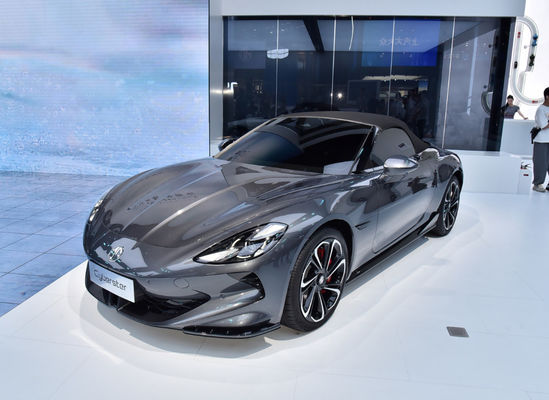 Chiński szary elektryczny samochód MG NEW MG Cyberster 2024 Moc silnika 231KW