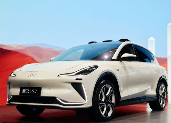 5 drzwi 5 miejsc Eksport szybki statek IM Elektryczny samochód IM LS7 Automatyczny flagowy SUV Nowy samochód