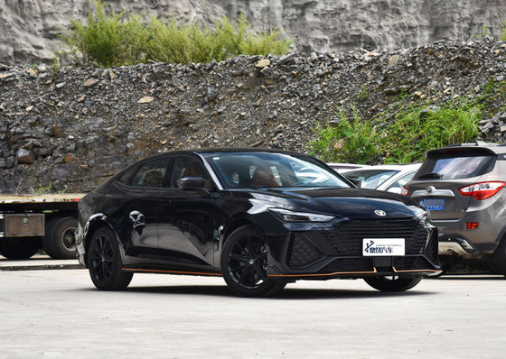 Dobra cena szybki statek Turbo 2WD Chang An EV Changan UNI-V China Tanie DCT hatchback Sedan