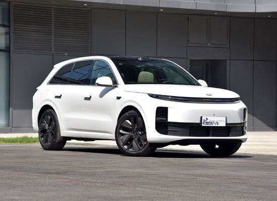 2024 ODM Sport New Energy Auto Li Xiang L6 300Kw 212Km 154Ps Samochód elektryczny
