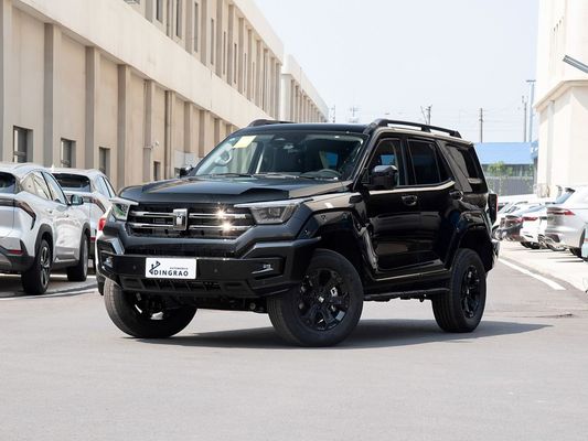 385Nm 185KW 252Ps 4WD 5 miejsc 5 drzwi 2.0T Zbiornik 400 SUV Benzyna Paliwo Nowy samochód